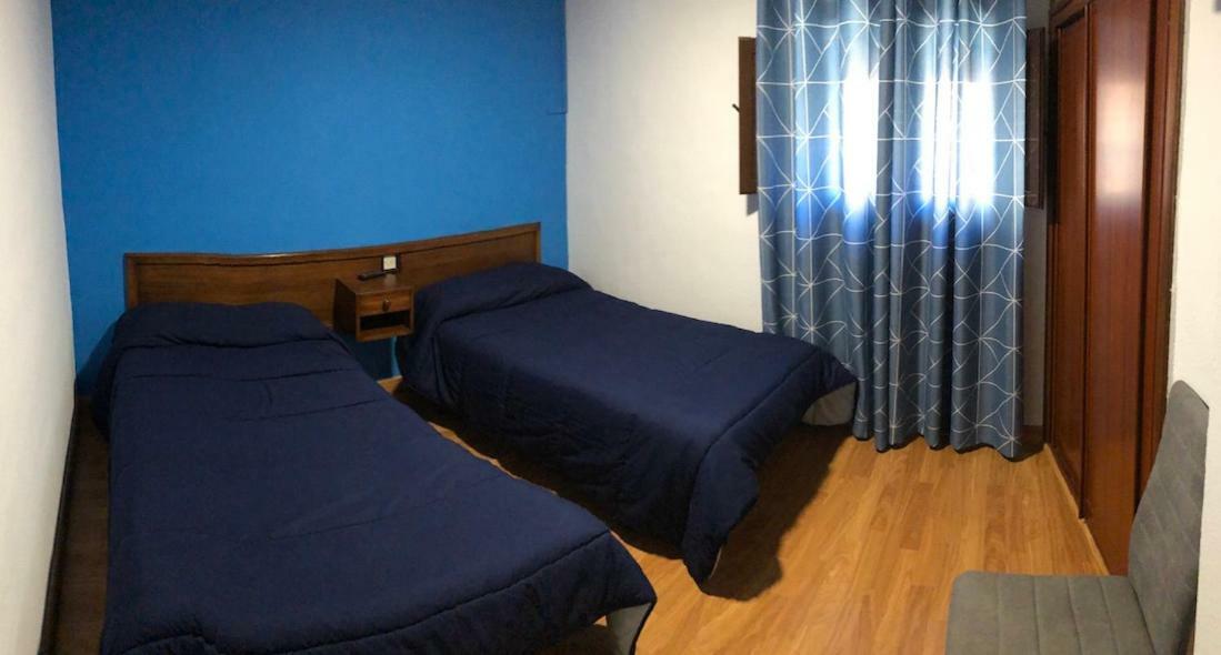 Hostal El Arco Almazán エクステリア 写真